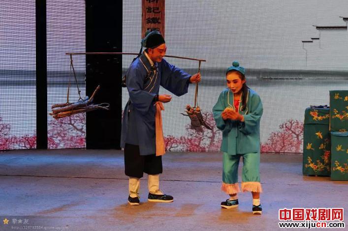 海连池曲剧团演出曲剧《春江月》