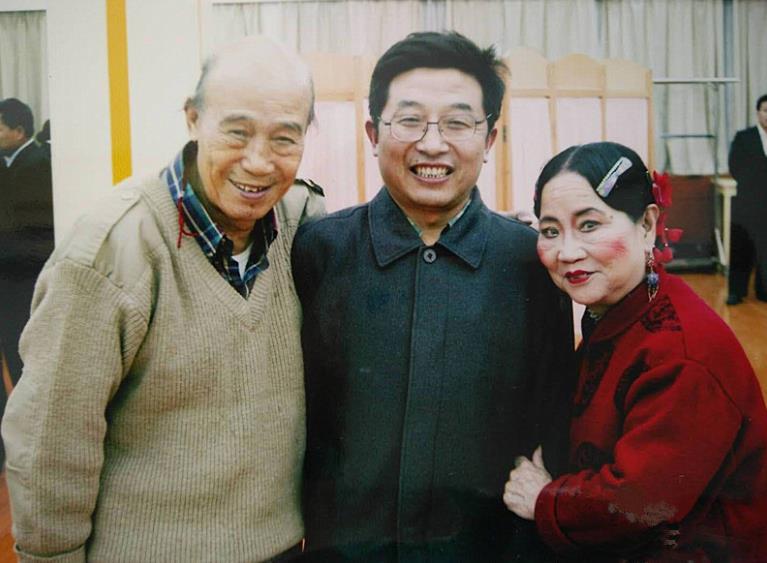 2005年11月10日,作者与评剧名家王景明,花砚茹在河北电视台.