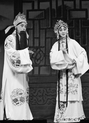 国家京剧院于魁智与李胜素带上演新版《满江红》