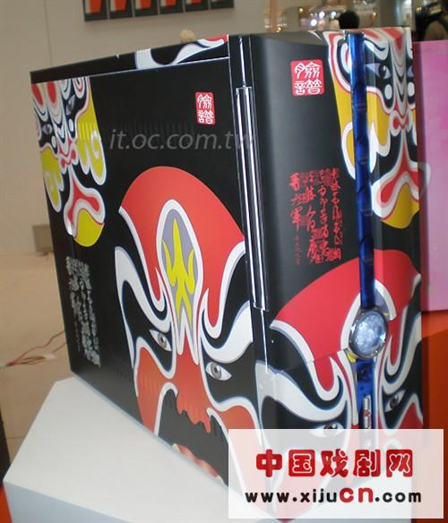 各个都大花脸!京剧脸谱机箱展现民风