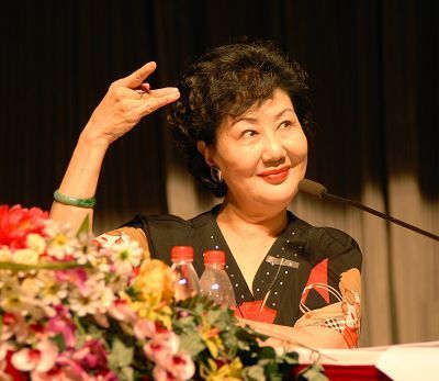 孙毓敏疾呼：京剧的衰亡就是从武戏开始