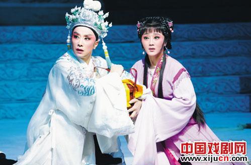 绍兴县小百花越剧艺术传习中心创排的新编越剧《狸猫换太子》获中国戏曲学会奖