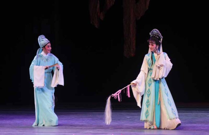 福建省芳华越剧团《玉蜻蜓》