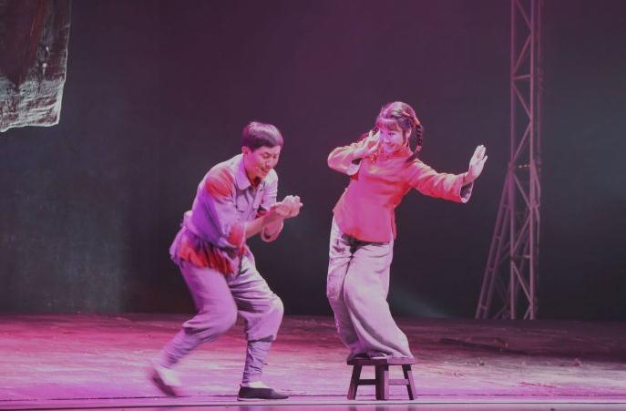 中国评剧院《母亲》