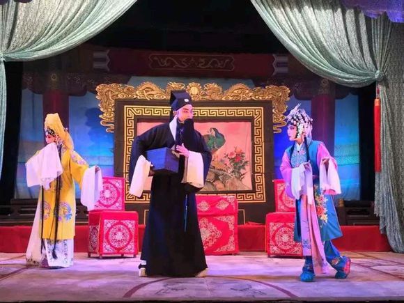 海曲《赵氏孤儿》