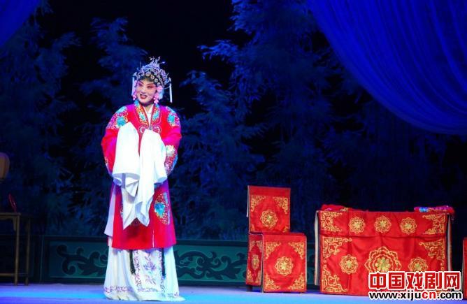 豫剧《桃李梅》