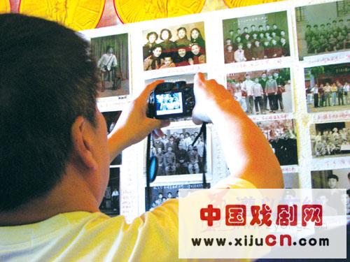 遵义京剧人半个世纪再聚首(图)