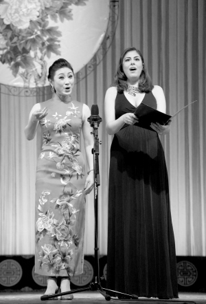 美国歌唱家与中国川剧表演艺术家成都演唱会奇妙无穷