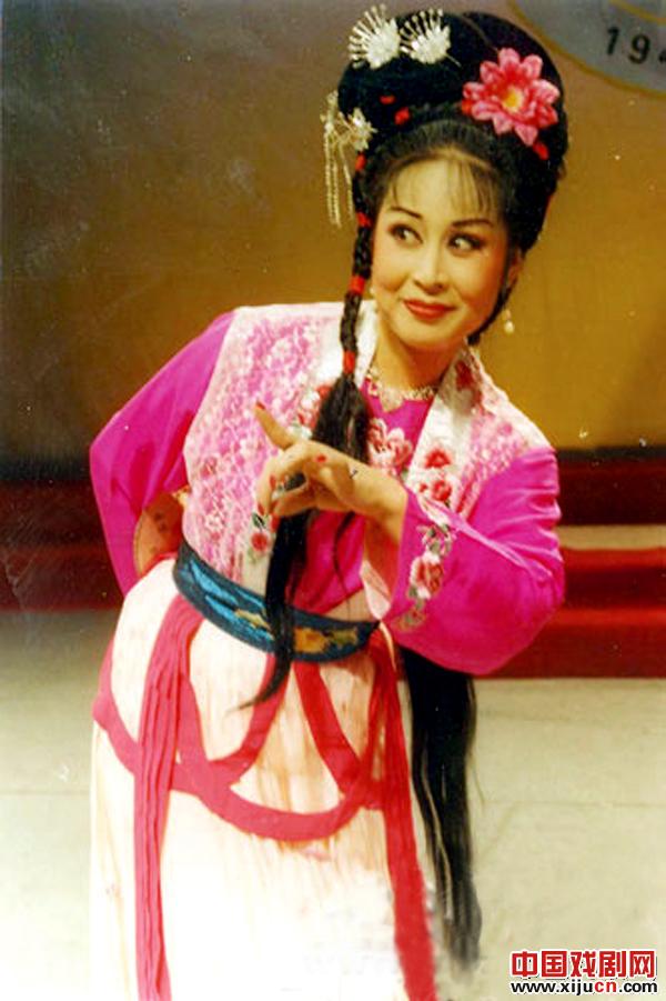 李新花：艺术并无止境，毕生都需努力