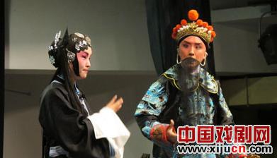 学生京剧队筹备&ldquo;缘定京声&rdquo;沙龙演出