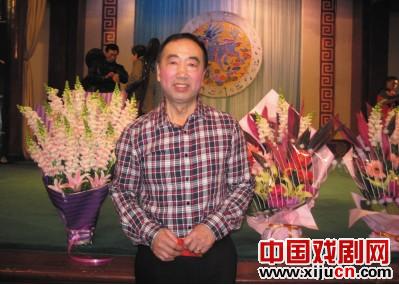 京剧票友张铭珊开演唱会庆生日