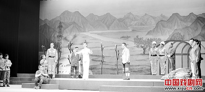 新编晋剧《母亲河之恋》上演