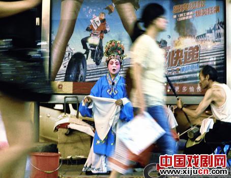 4名老人组成的豫剧团唱遍全国