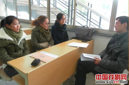 余杭小百花越剧团参加省艺校2012届毕业生实习招聘会