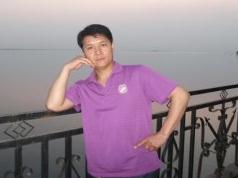 平顶山市戏剧研究中心曲剧院音响师：王保生