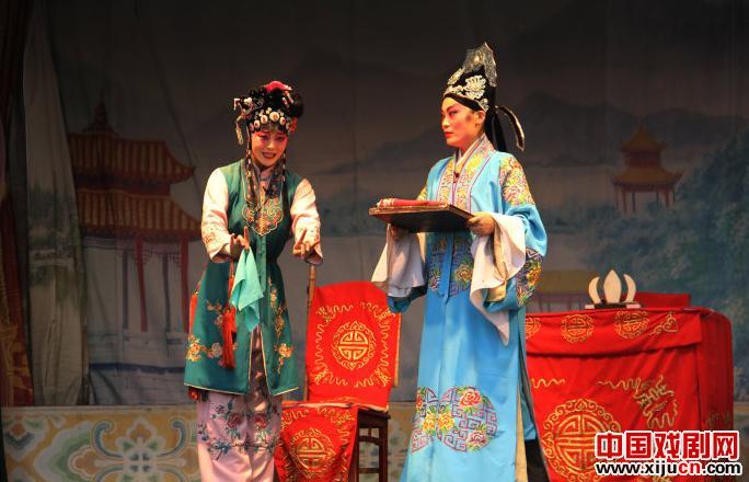 豫剧《桃李梅》