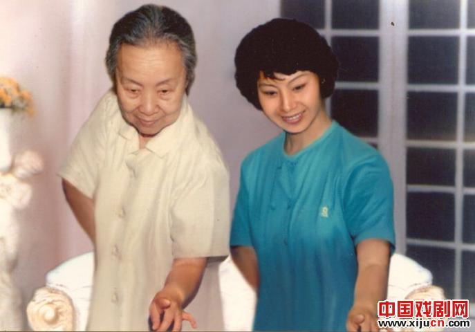 陈素真大师谈豫剧《麻风女传奇》