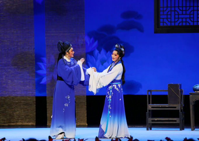 越剧《钗头凤》《梁祝》全国巡演一票难求