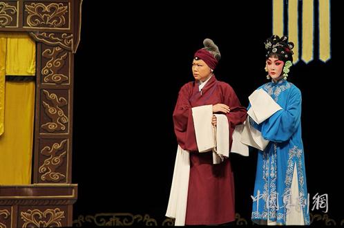 评张馨月与京剧《谢瑶环》