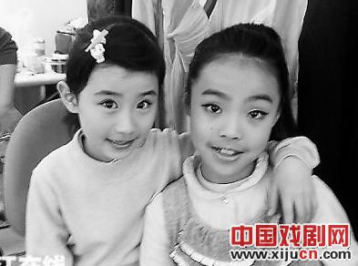 杭州7岁姐妹花央视春晚演越剧
