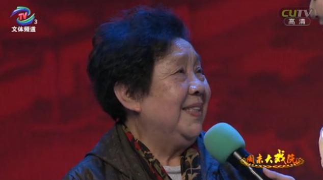 河南素雅青年豫剧团青春版《桃李梅》在郑州台【周末大戏院】播出剧照