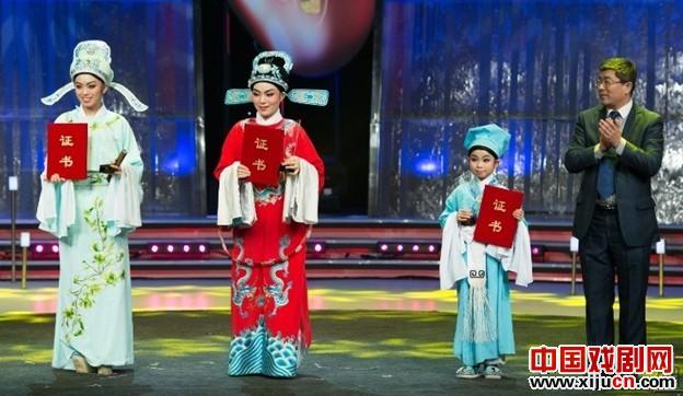 2013越女争锋业余组冠亚季军选手