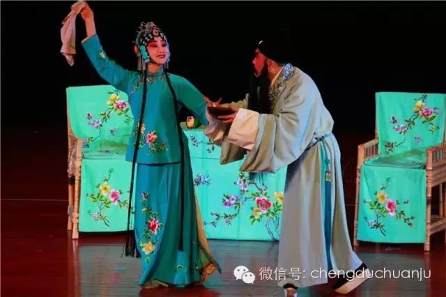 川剧《马前泼水》