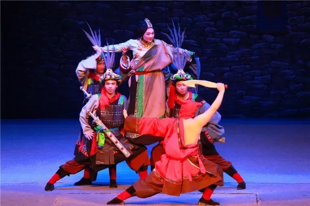 川剧《尘埃落定》