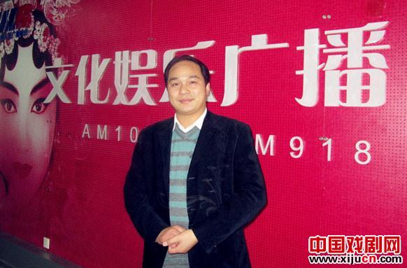 周少军与海连池曲剧团