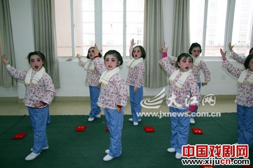 南昌22所中小学京剧教学课程基本停止