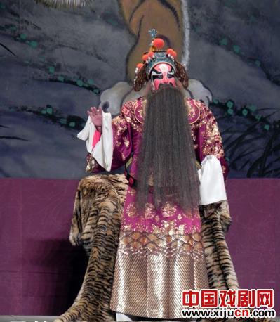 京剧《海瑞背纤》