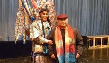 英俊威武&ldquo;活周郎&rdquo;&mdash;张晓林