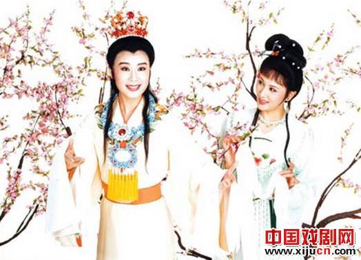 钱惠丽：30年，1200场《红楼梦》