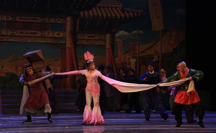 2015舞台精品惠百姓演出年京剧《丝路花雨》在兰州黄河剧院倾情演出