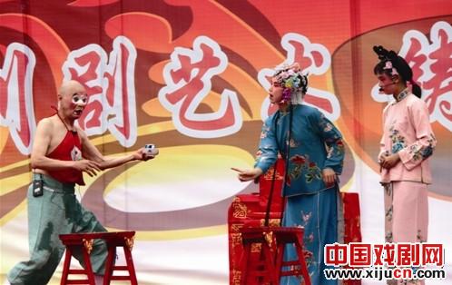 川剧文化丈量&ldquo;博爱戏台&rdquo;