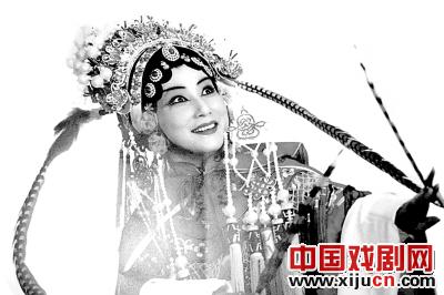 记91岁著名豫剧表演艺术家马金凤