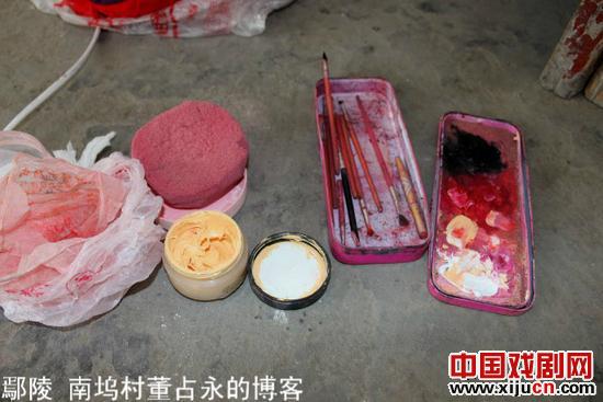 河南农村民营豫剧团女演员住处安阳豫北红脸王