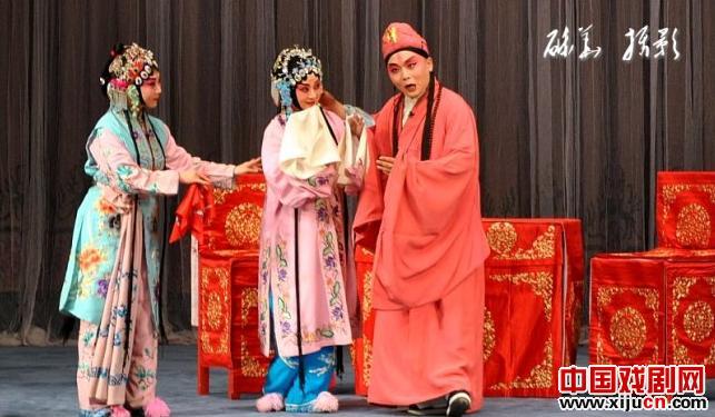 剧中,裴艳玲饰演石秀,张慧敏饰演潘巧云,张云生饰演潘父.