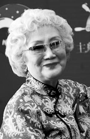 京剧大师张春秋去世 曾出演红嫂获毛泽东称赞