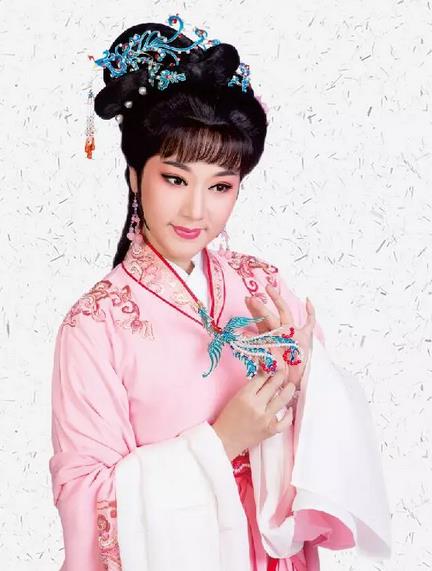 方亚芬(袁派花旦,国家一级演员,中国戏剧梅花奖得主)