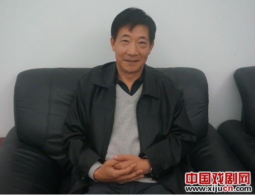 红线京剧社负责人尹树昌：票社越办人越多