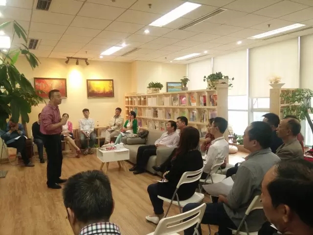 著名川剧表演艺术家蔡少波赴市文广新局做精彩川剧讲座