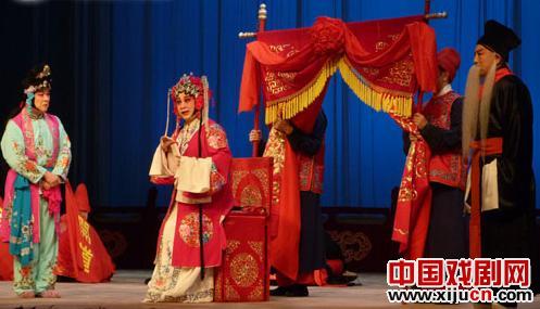 范金秋：&ldquo;只有做好人，才能唱好戏&rdquo;