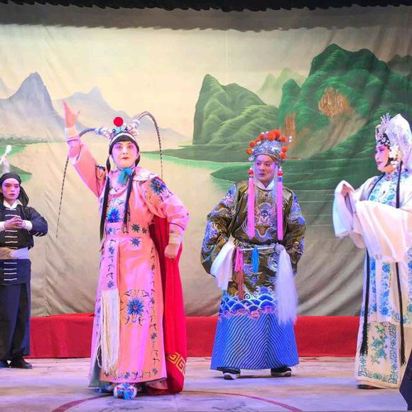 海曲《赵氏孤儿》