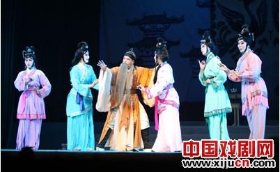 江苏省长荣京剧院的新编古装戏《缇萦救父》获得第八届全国戏剧文化奖新编历史剧目大奖