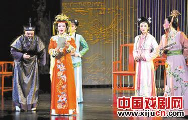 越剧《凤姐》改变大