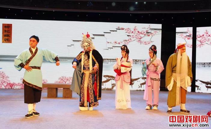 海连池曲剧团演出曲剧《春江月》