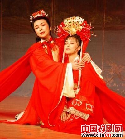 北京海文越剧团进校园公益演出