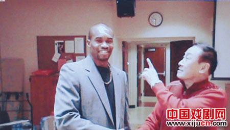 五环京剧团走进美国大学演出