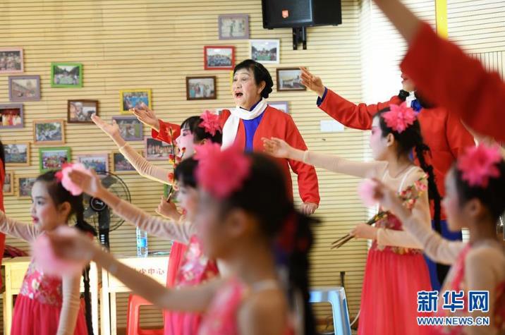 &ldquo;京剧奶奶&rdquo;李福松公益推广京剧十余载